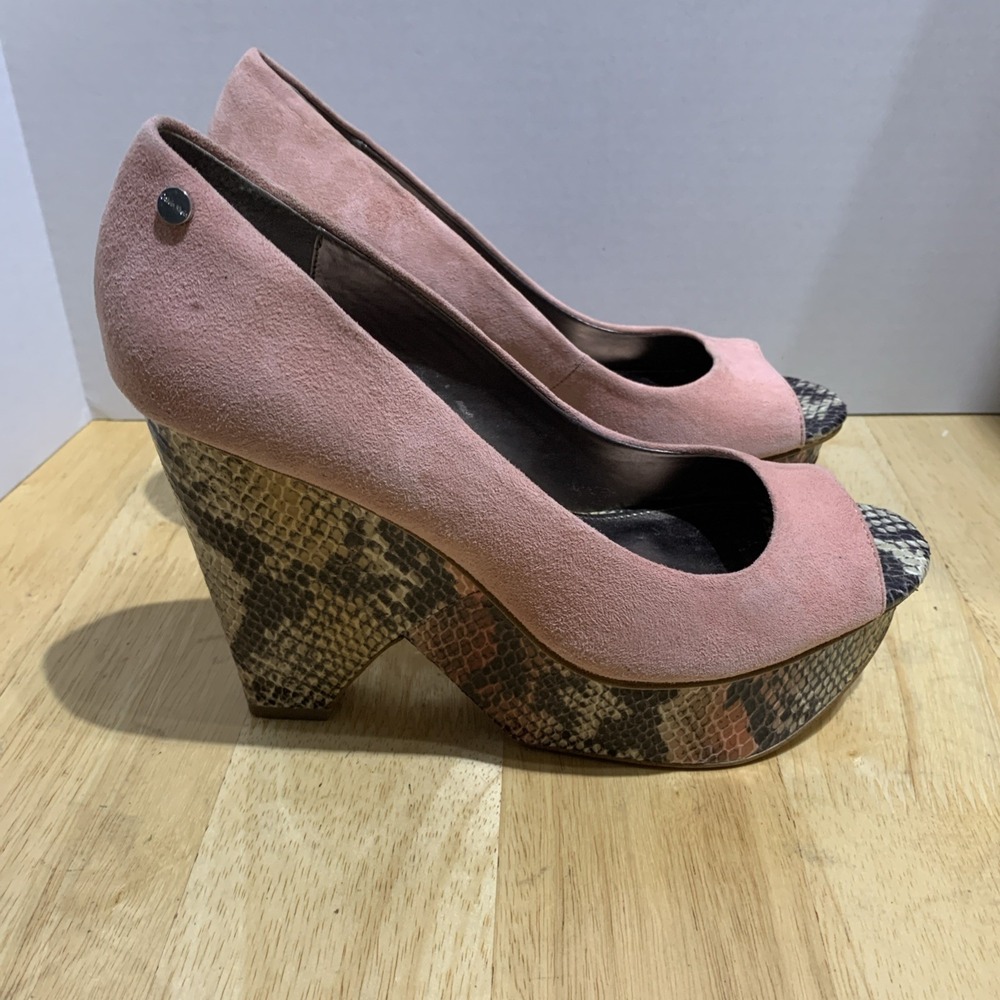 Calvin klein kainen Women Heels mink suede Size‎ 9